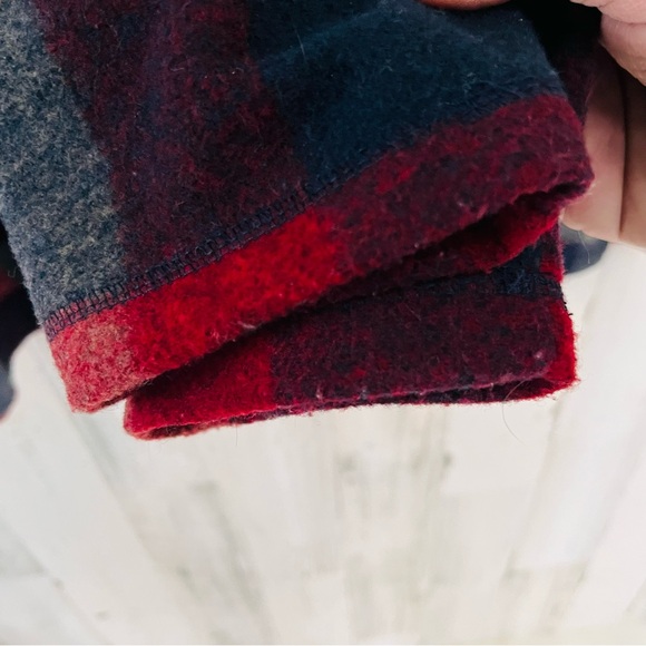 John Wayne Stock & Supply Men’s Size XXL   1/4 Zip Pullover Sweater Multi Color - Picture 5 of 6